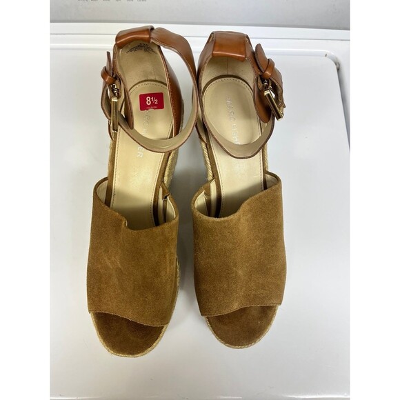 Marc Fisher Ltd Adalyn Wedges - Picture 2 of 7